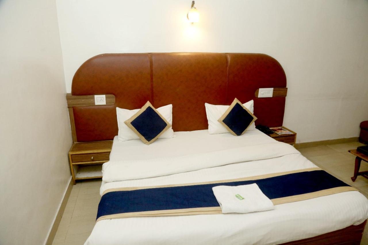 Fabhotel India International Near New Delhi Railway Station חדר תמונה